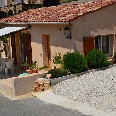 La Petite Maison Ла Год Екстериор снимка
