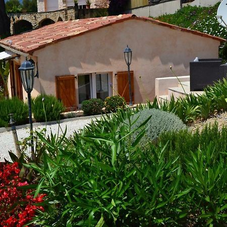 La Petite Maison Ла Год Екстериор снимка